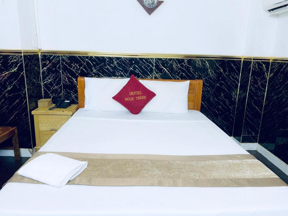 Ngoc Trinh Hotel Ho Chi Minh City Exterior photo