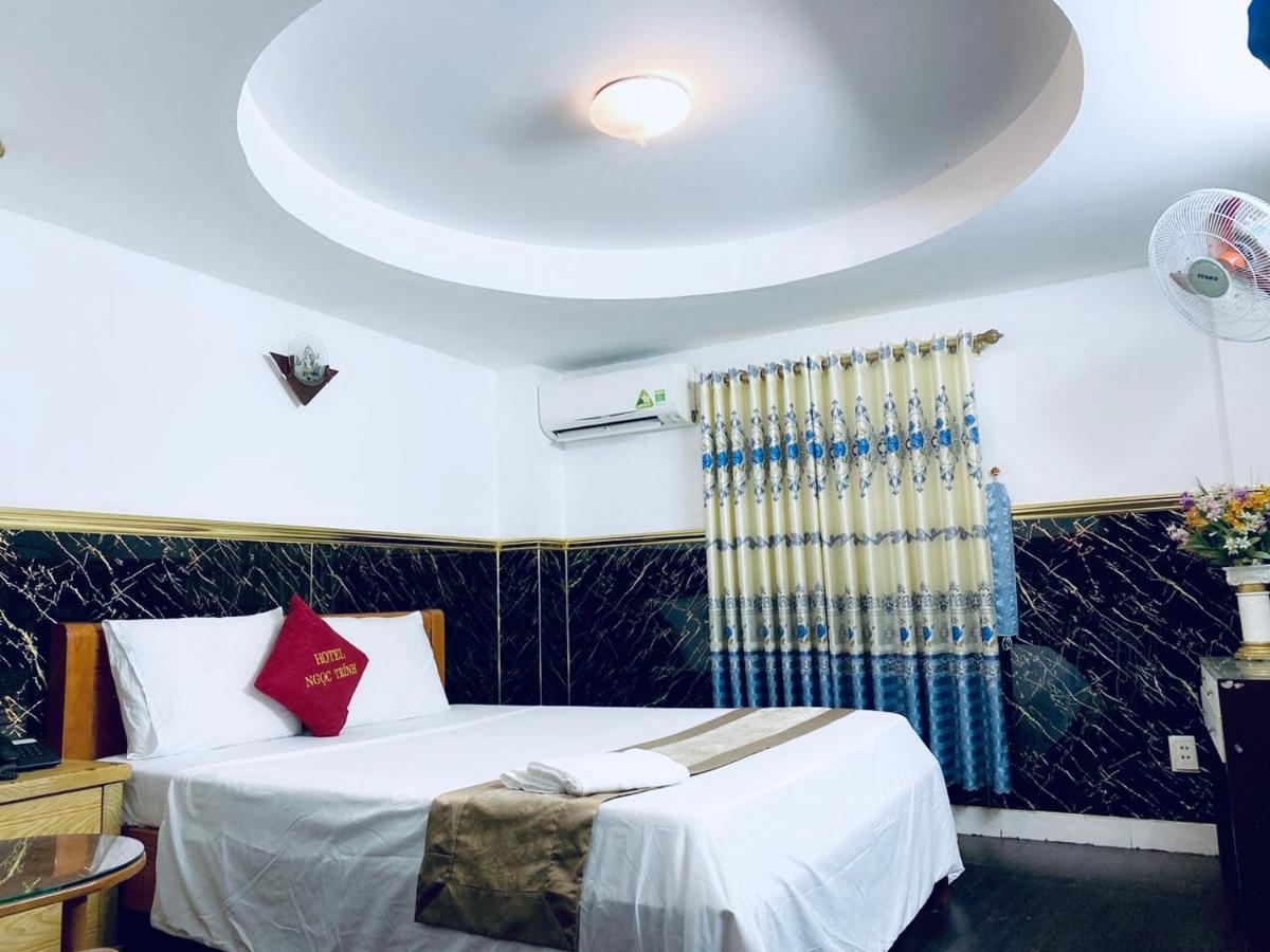 Ngoc Trinh Hotel Ho Chi Minh City Exterior photo